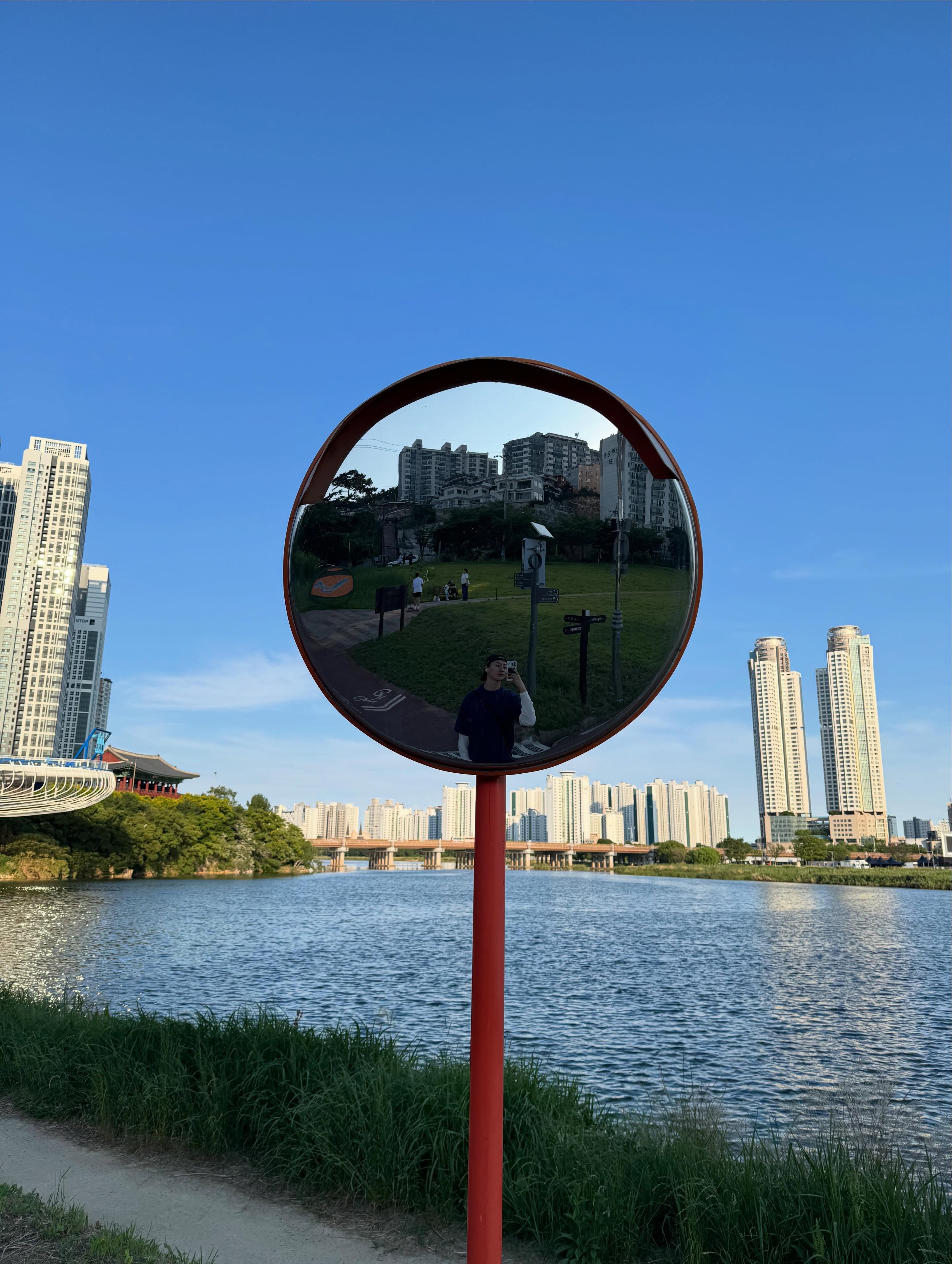 uniquejonje_3919330360971277114_1275972458_4_2026-06-14.jpg